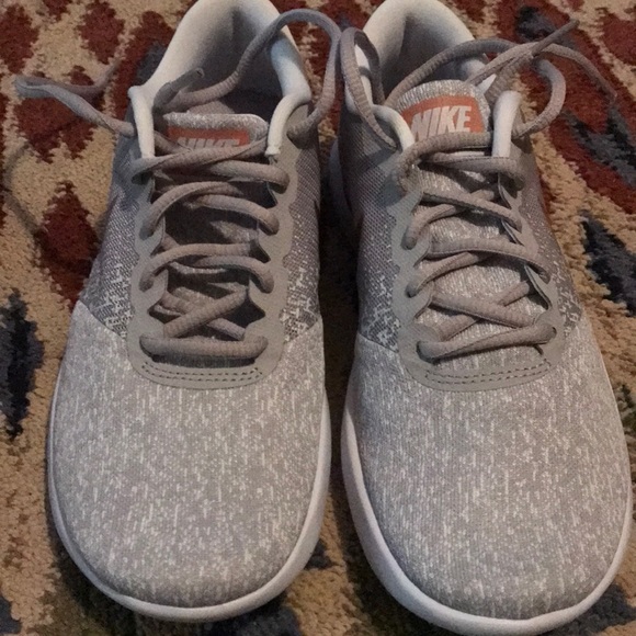 Nike Shoes - Nike Excellent condition Shoes
